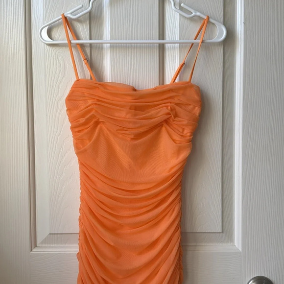 Aritzia Babaton Luxor Ruched Dress Bodycon spaghetti strap square neck orange 2 - Picture 6 of 14